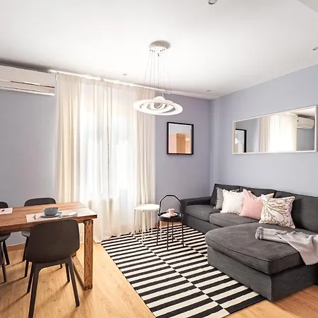 Apartment Three Bedrooms Barcelona