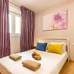 Three Bedrooms * Barcelona